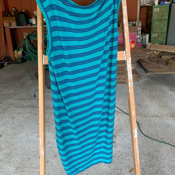 Old Navy Striped Tank 💫 - Picture 5 of 5